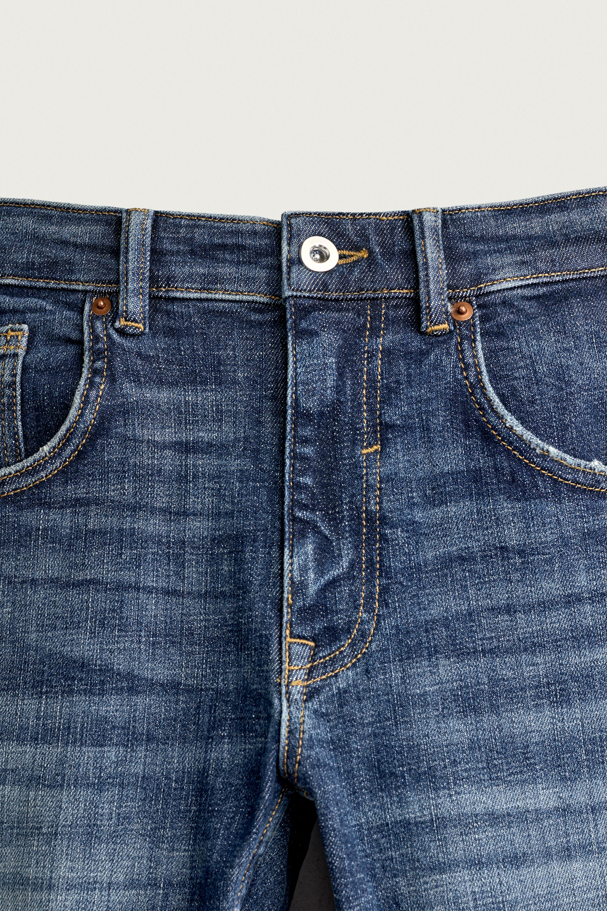 DISTRESSED SKINNY FIT JEANS